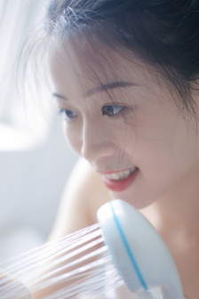 日本www忘忧草欧美